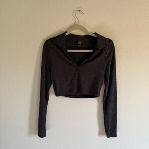 Wild Fable Gray Cropped Knit V-Neck Medium